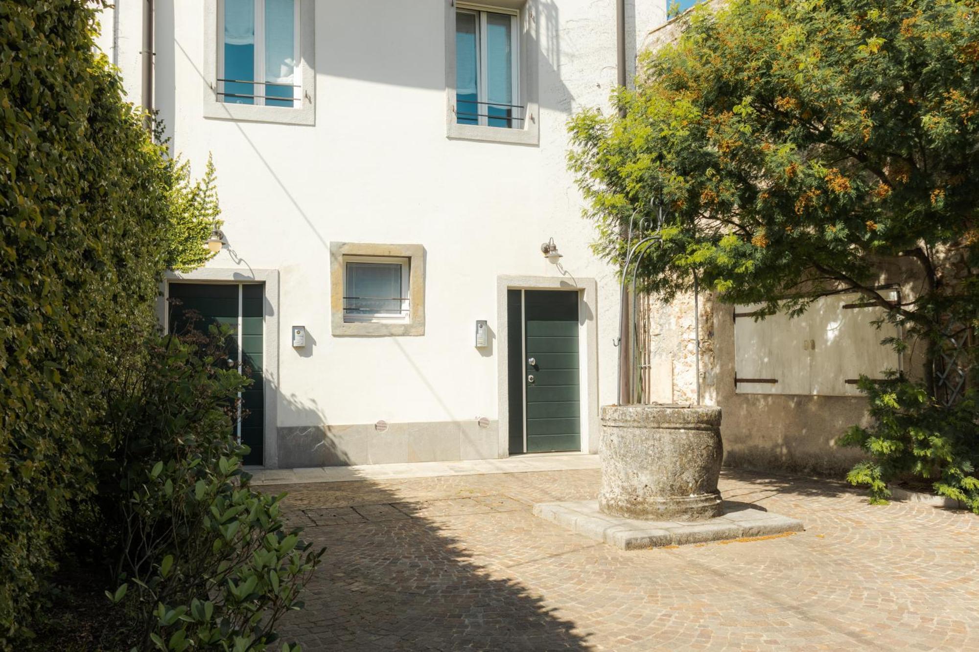 Apartamento In Pieno Centro Storico Con Parcheggio Gratuito Incluso. Údine Exterior foto